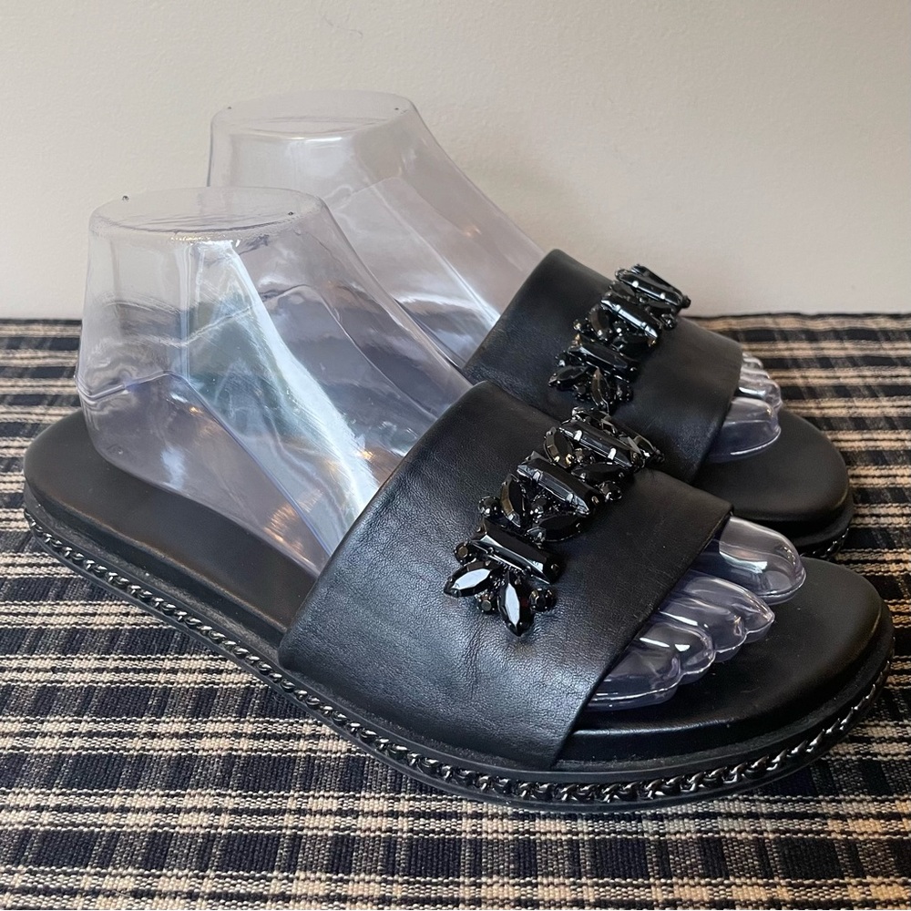 Karl Lagerfeld Bijou Women's Size 9 Medium Leather Black Slide Sandals  #584
